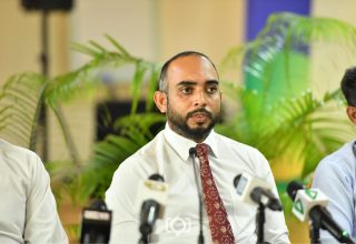 ޒުވާނުން ބާރުވެރިކުރުވުމާއި، މައުލޫމާތާއި ފަންނާ ބެހޭ ވުޒާރާ އިން މިއަދު ބޭއްވި ނޫސްވެރިންގެ ބައްދަލުވުމުގެ ތެރެއިން ފޮޓޯ - މުހައްމަދު އަލީފް، ވަގުތު އިމޭޖަސް