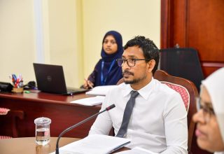 ޕީއެންސީގެ ޕާލިމަންޓު ގުރޫޕުގެ ލީޑަރު، އިނގުރައިދޫ ދާއިރާގެ މެމްބަރު އިބްރާހިމް ފަލާހު/ ފޮޓޯ: މަޖިލިސް