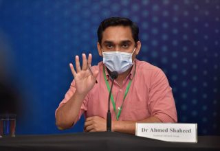 ޓެކްނިކަލް އެޑްވައިޒަރީ ގުރޫޕް (ޓެގު) ޓީމުގައި ހިމެނިވަޑައިގަންނަވާ  ޑރ. އަހުމަދު ޝަހީދު/ ފޮޓޯ: އެޗްއީއޯސީ