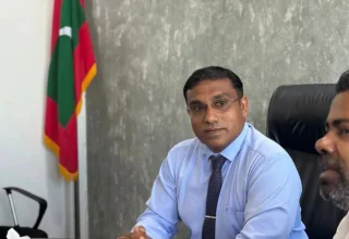 ފެނަކަ ކޯޕަރޭޝަންގެ މެނޭޖިންގ ޑިރެކްޓަރ މޭޖަރ ރިޓަޔަޑް މުހައްމަދު ނަޖާހު