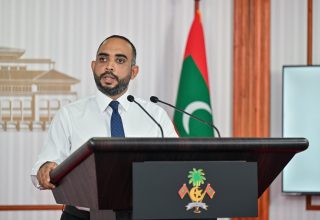 ޔޫތް މިނިސްޓަރ އިބްރާހިމް ވަހީދު (އަސްވާޑު)/ ފޮޓޯ: ރައީސް އޮފީސް