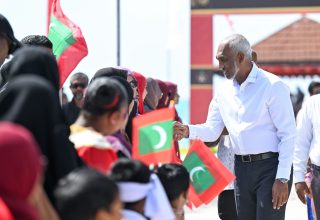 ރައީސުލްޖުމްހޫރިއްޔާ ޑރ. މުހައްމަދު މުއިއްޒު: ފޮޓޯ ރައީސް އޮފީސް