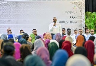 ރައީސުލްޖުމްހޫރިއްޔާ ޑރ. މުހައްމަދު މުއިއްޒު: ފޮޓޯ ރައީސް އޮފީސް