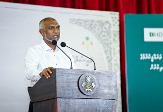 ރައީސުލްޖުމްހޫރިއްޔާ، ލ. ގަން ރައްޔިތުންނާ ބައްދަލުކުރެއްވުން/ ފޮޓޯ: ރައީސް އޮފީސް