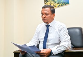 މިނިސްޓަރ ޝަފީޤް