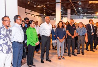 މިނިސްޓަރު ޔުމްނާ ، ރައީސް ސާލިހު: ފޮޓޯ/ ރައީސް އޮފީސް