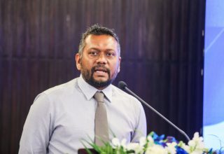 ދިރާސީ އައު އަހަރުގެ ތަހުނިޔާ އެމްޑީޕީގެ ޗެއާރ ޕާސަން ފޮނުއްވައިފި