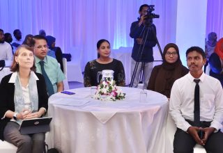 އެޓޯލް އެޑިޔުކޭޝަން ޑިވެލޮޕްމަންޓް ޕްރޮޖެކްޓް އިފުތިތާހުކުރުމަށް ބޭއްވި ރަސްމިއްޔާތުގެ ތެރެއިން.
