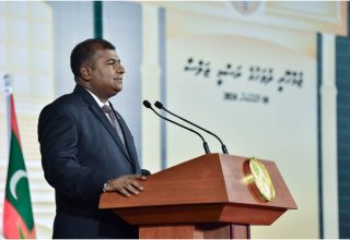 ދިވެހި ބަހާއި ސަގާފަތާއި ތަރިކައާ ބެހޭ ވަޒީރު އާދަމް ނަޞީރު އިބްރާހީމް/ ފޮޓޯ: ރައީސް އޮފީސް
