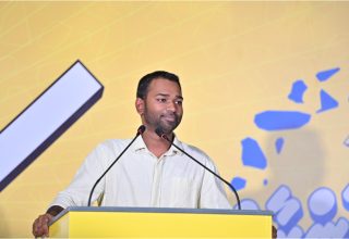 ގަލޮޅު ދެކުނު ދާއިރާގެ މެމްބަރ މީކާއިލު އަޙުމަދު ނަސީމް