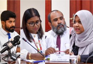 މީޑިއާ ކޮމިޝަނަށް ކުރިމަތިލީ ބައެއް މެމްބަރުން/ ފޮޓޯ: މަޖިލިސް