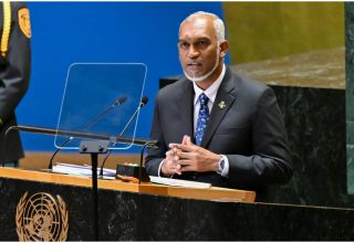 ރައީސުލްޖުމްހޫރިއްޔާ، ޑޮކްޓަރ މުޙައްމަދު މުޢިއްޒު އދ. ގެ އާންމު މަޖިލީހުގެ 79 ވަނަ ބައްދަލުވުމުގެ ބަހުސްގައި ބައިވެރިވެވަޑައިގެންނެވުން