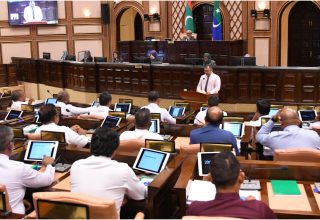 ފިނޭންސް މިނިސްޓަރ މޫސާ ޒަމީރު: ފައިލް ފޮޓޯ