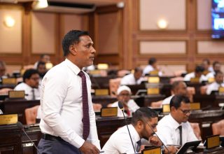 ރައްޔިތުންގެ މަޖިލީހުގެ ހުޅުމާލެ ދެކުނު ދާއިރާގެ މެމްބަރު ޑރ އަހުމަދު ޝަމްހީދު/ ފޮޓޯ: މަޖިލިސް