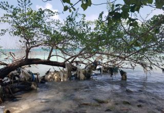 ރަށް ގިރުން: ފޮޓޯ/ ސޯޝަލްމީޑިއާ