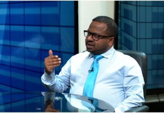 ދިވެހިރާއްޖެއިން ޔޫއޭއީއަށް ކަނޑައަޅުއްވާފައި ހުންނަވާ ސަފީރު މުހައްމަދު ހުސެއިން ޝަރީފް (މުންދު)