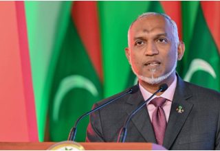 ނަޞްރު ދުވަހުގެ ހާއްސަ ޖަލްސާގައި ރައީސް ޑރ. މުހައްމަދު މުއިއްޒު ވާހަކަފުޅު ދައްކަވަނީ/ ފޮޓޯ: ރައީސް އޮފީސް