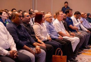 ބައްދަލުވުމުގެ ތެރެއިން: ފޮޓޯ/ އިކޮނޮމިކް މިނިސްޓްރީ