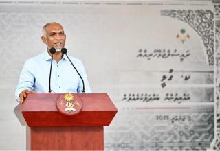 ރަސްމީ ދަތުރުފުޅެއްގައި ރައީސުލްޖުމްހޫރިއްޔާ ޑރ. މުހައްމަދު މުއިއްޒު ކ. ގުޅިއަށް ވަޑައިގަތުން/ ފޮޓޯ: ރައީސް އޮފީސް