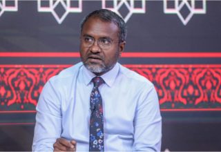 ފޮރިން މިނިސްޓްރީގެ ސްޓޭޓް މިނިސްޓަރ އަދި ކުރީގެ ޕްރޮސެކިއުޓަރ ޖެނެރަލް މުހުތާޒް މުހުސިން/ ފޮޓޯ: ޕީއެސްއެމް