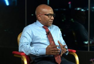 އެމްޑީޕީގެ ކުރީގެ ޗެއާޕާސަން ހަސަން ލަތީފް ސަންގުޓީވީގެ ޚަބަރަށްފަހު ޕްރޮގްރާމްގައި ވާހަކަފުޅު ދައްކަވަނީ
