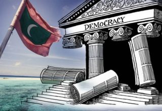 ރާއްޖޭގެ ޑިމޮކްރެސީ ---- ފޮޓޯ: މޯލްޑިވްސް ވޮއިސް