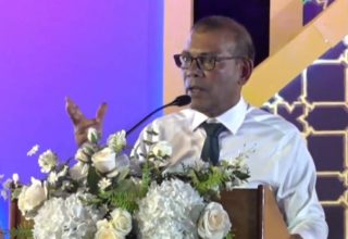 އެމްޑީޕީގެ ޗެއާ އަދި ކުރީގެ ރައީސް މުހައްމަދު ނަޝީދު
