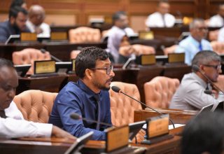 ޕީއެންސީގެ ޕާލިމަންޓު ގުރޫޕުގެ ލީޑަރު، އިނގުރައިދޫ ދާއިރާގެ މެމްބަރު އިބްރާހިމް ފަލާހު/ ފޮޓޯ: މަޖިލިސް