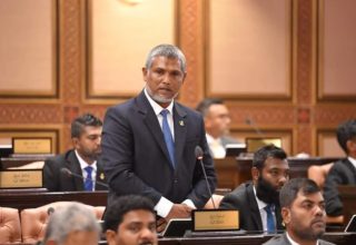 މެމްބަރު ހަމީދު:ފޮޓޯ/ މަޖިލިސް