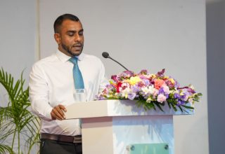 މިނިސްޓަރު އިބްރާހިމް ފައިސަލް: ފޓޯ/ ޓުއަރިޒަމް މިނިސްޓްރީ
