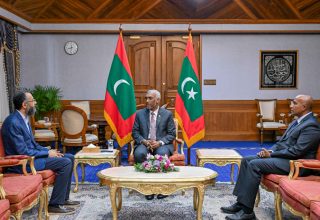 ރައީސް ޑރ. މުއިއްޒު އައިސީސީޑީގެ ސެކްރެޓަރީ ޖެނެރަލް، ޝައިޚް ޔޫސުފް ޙަސަން ޚަލާވީއާ ބައްދަލުކުރެއްވުން