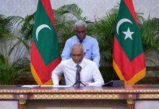 ރައީސް ޑރ. މުހައްމަދު މުއިއްޒު ބާއްވަވާ ސިލްސިލާ ނޫސްވެރިންގެ ބައްދަލުވުންތަކުގެ ތެރެއިން --