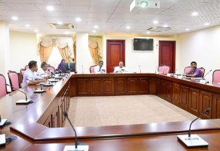 ރައްޔިތުންގެ މަޖިލީހުގެ މިނިވަން މުއައްސަސާތަކުގެ ކޮމިޓީ ބައްދަލުވުމުގެ ތެރެއިން/ ފޮޓޯ: މަޖިލިސް