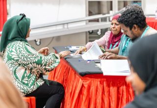 ކައުންސިލް އިންތިހާބަށް  ޓިކެޓުގައި ވާދަކުރާ ކެންޑިޑޭޓުން ކަނޑައެޅުމާއި ގުޅޭ ޕްރައިމަރީގެ ވޯޓުލުން ކުރިޔަށް ގެންދިއުން/ ފޮޓޯ: ޕީއެންސީ