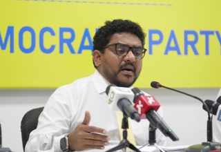 ރައްޔިތުންގެ މަޖިލީހުގެ ކެންދޫ ދާއިރާގެ މެމްބަރު މައުރޫފް ޒާކިރު/ ފޮޓޯ: އެމްޑީޕީ