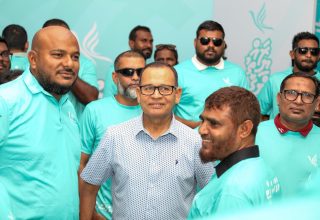 ލޯކަލް ގަވަރމެންޓް މިނިސްޓަރ އާދަމް ޝަރީފް އުމަރު