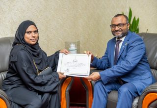 އަލްޙާފިޡާ ޝަބީނާ އާދަމް، އަސްވާޑް، ގއ. ދެއްވަދޫ