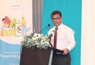 ހެލްތު މިނިސްޓަރު ނާޒިމް: ފޮޓޯ/ މިނިސްޓްރީ