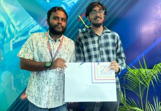 ރަށު އެކްސްޕޯ 2025 ގެ ނަސީބުވެރި ފަރާތަށް ސްޓެލްކޯއިން ހަދިޔާ ހަވާލުކުރުން/ފޮޓޯ: ސްޓެލްކޯ