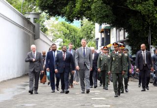 އޮސްޓްރޭލިއާގެ ބޮޑުވަޒީރުގެ ނައިބު ރިޗާޑް މާރލްސް ރާއްްޖެއަށް ކުރެއްވި ޒިޔާރަތުގެ ތެރެއިން: ފޮޓޯ/ އެމްއެންޑީއެފް
