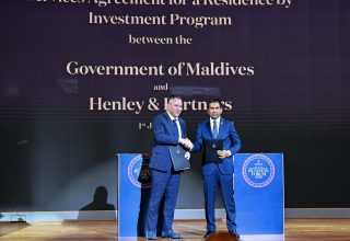 ސިންގަޕޫރުގައި ކުރިއަށް ގެންދިޔަ މޯލްޑިވްސް-ސިންގަޕޯ ބިޒްނަސް ފޯރަމްގެ ތެރެއިން/ ފޮޓޯ: ރައީސް އޮފީސް