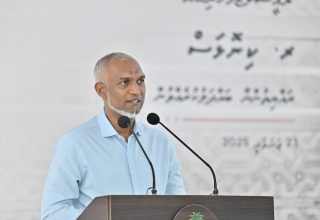 ރައީސް ޑރ މުހައްމަދު މުއިއްޒު : ފޮޓޯ ރައީސް އޮފީސް