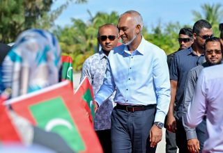 ރައީސް ޑރ މުޙައްމަދު މުއިއްޒު