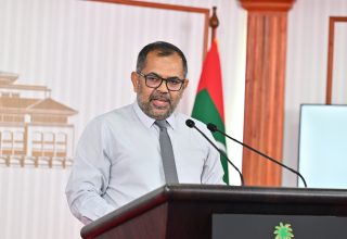 ފިނޭންސް މިނިސްޓަރ މޫސާ ޒަމީރު/ ފޮޓޯ: ރައީސް އޮފީސް