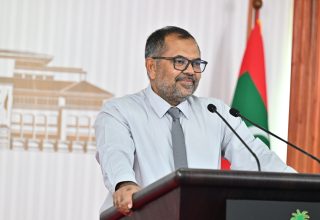ފިނޭންސް މިނިސްޓަރ މޫސާ ޒަމީރު/ ފޮޓޯ: ރައީސް އޮފީސް