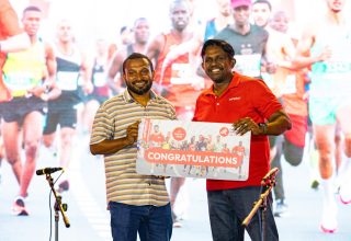 ދޯހާ މެރަތަންއަށް ދާ އުރީދޫގެ 2 ކަސްޓަމަރުން އިއުލާނުކުރުން