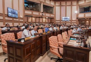 ފޮޓޯ: މަޖިލިސް