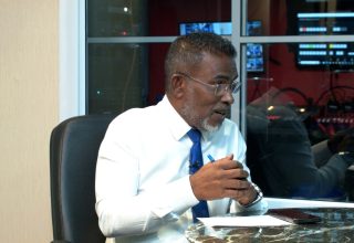 މެމްބަރު ޝަރީފް: ފޮޓޯ/ސަންގު