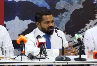 އެމްޑީޕީގެ ގާނޫނީ ޓީމުން ބޭއްވި ބައްދަލުވުން:ފޮޓޯ/ ސަންގު