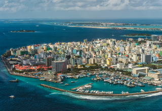 Maldives-2112x1406